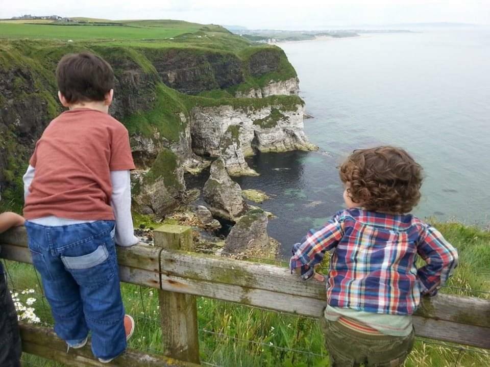 Legenderry B&B Bagian luar foto